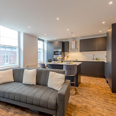 Pass The Keys 5B One Bedrom Central Modern Apartment Shrewsbury Exterior photo