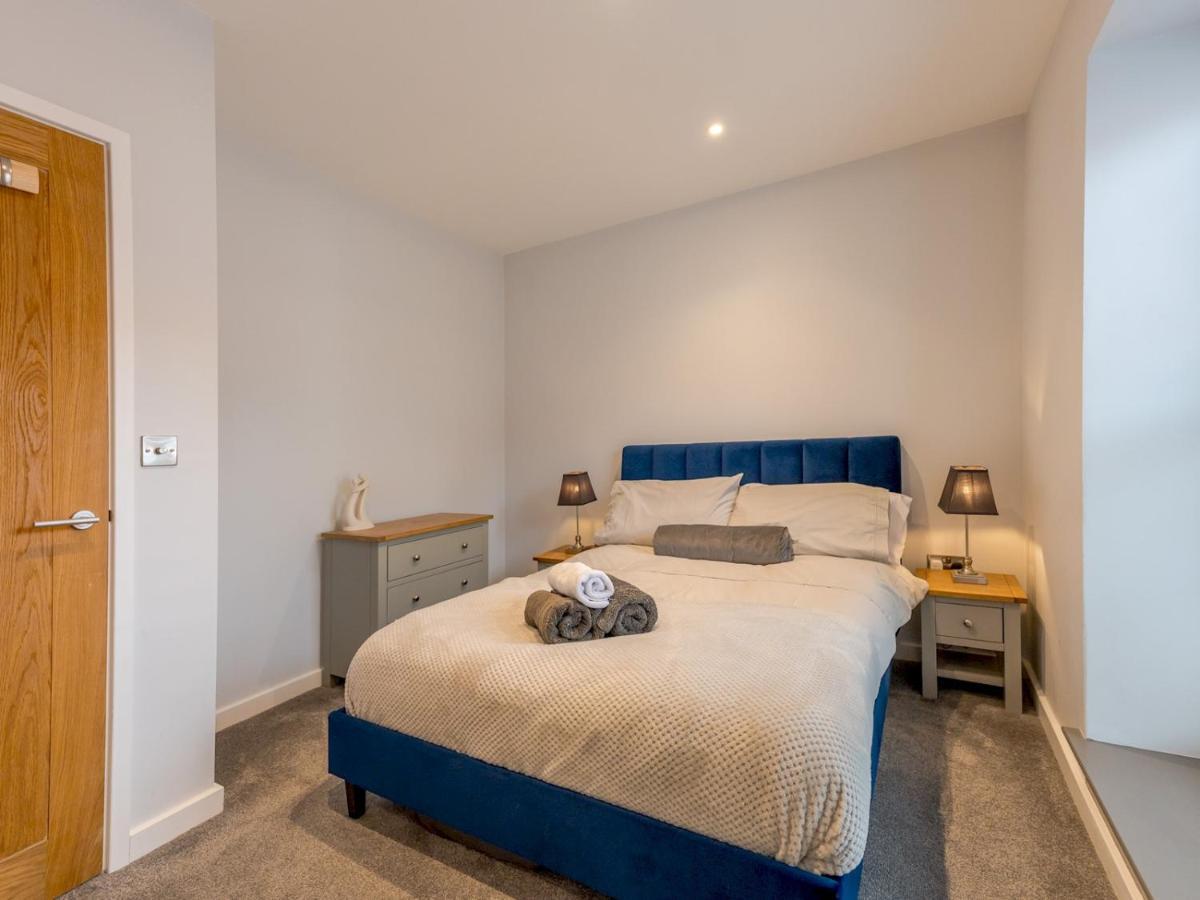 Pass The Keys 5B One Bedrom Central Modern Apartment Shrewsbury Exterior photo